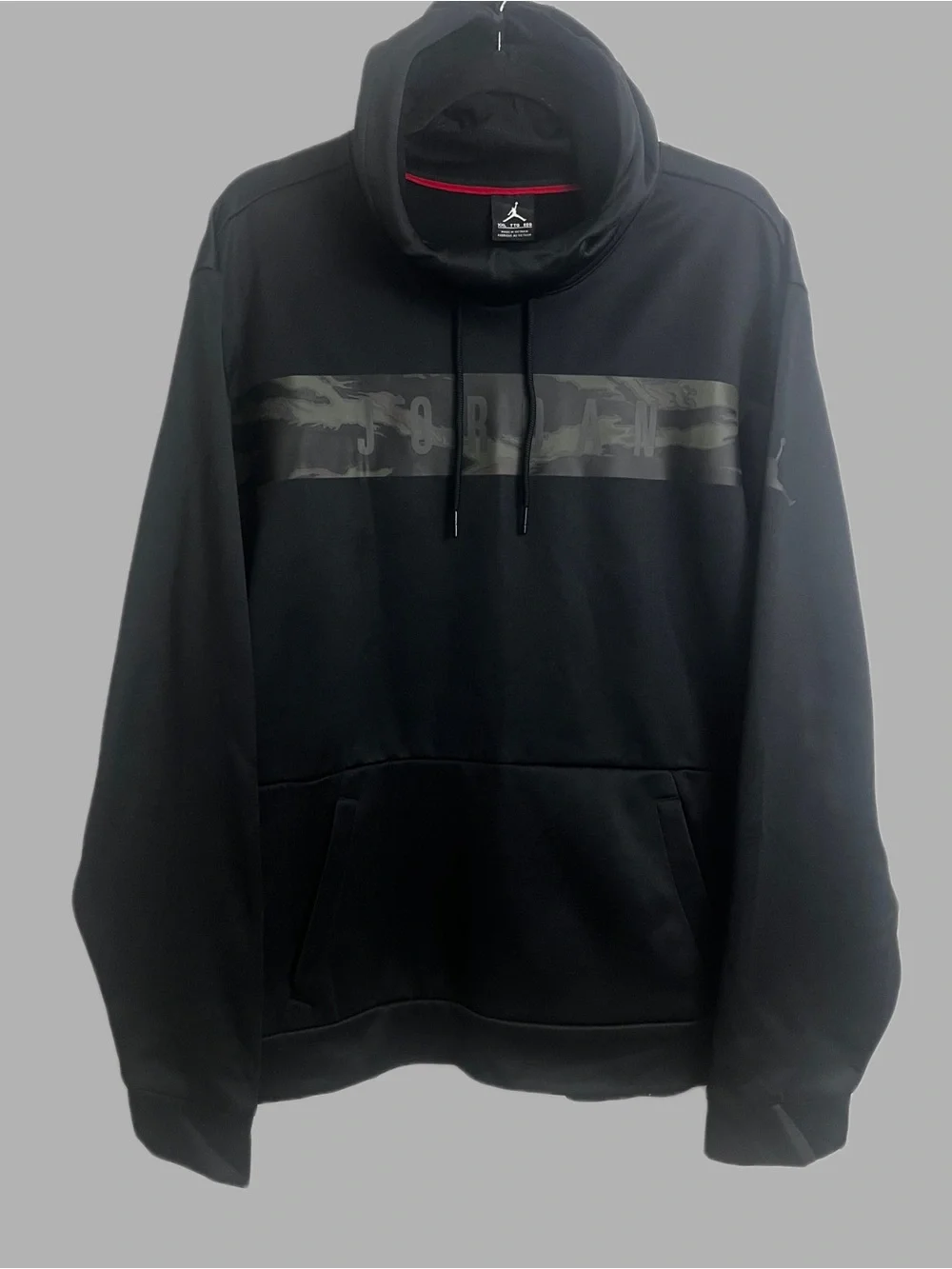 Nike Air Jordan Men’s XXL Black/Camp Pullover